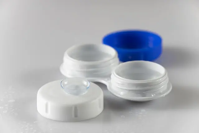 Contact lenses for your eyes Contact lens fitting